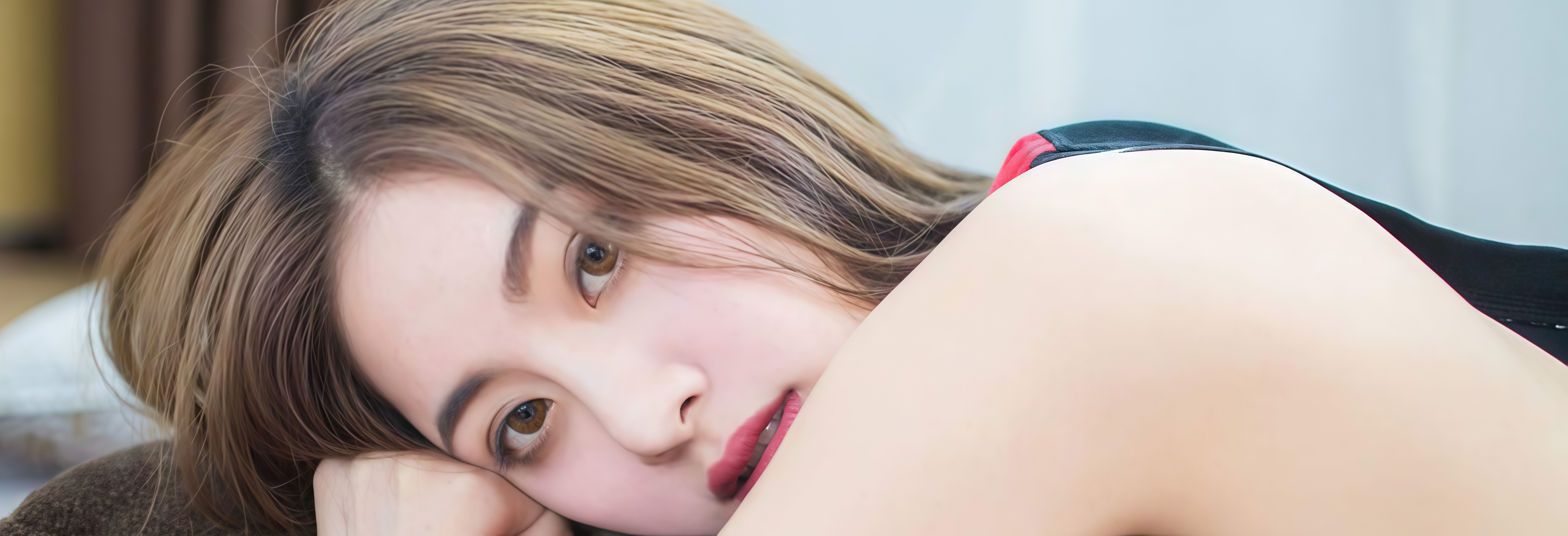 51吃瓜台北娜娜-偷拍女神高清美脚玉足实拍越看越撩人