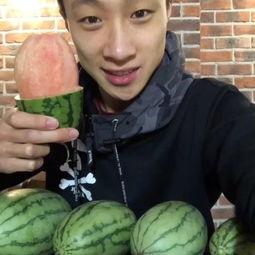 兄弟祈福吃瓜视频,一场别开生面的祈福吃瓜盛宴